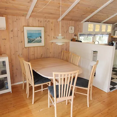 Nakke - 1-3km From The Sea By Interhome *
